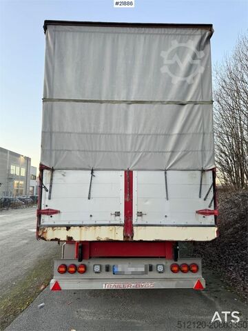 Container transport Istrail 3-axle container trailer