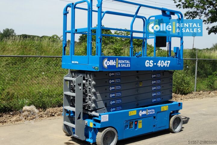 Piattaforma a pantografo Genie GS 4047 | 2014