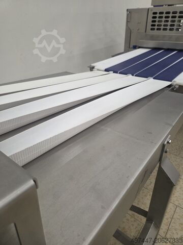 Μηχανή κρουασάν μεσαίας κατηγορίας Rademaker Rademaker midrange croissant machine + V moulder