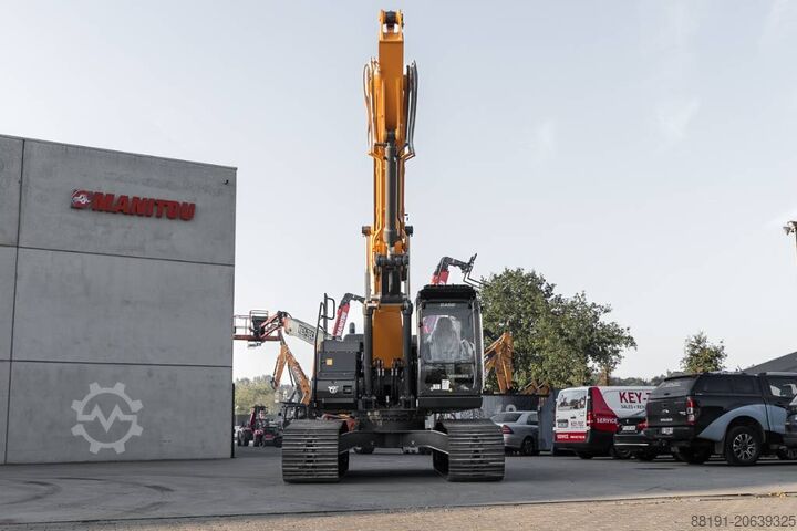 Rupsgraafmachine CASE CX 210 E