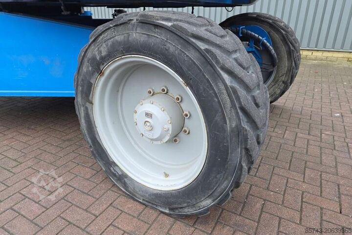 Artikulisan teleskopski bum lift Genie ZX135/70 Diesel, 4x4x4 Drive, 43m Lifting Height,