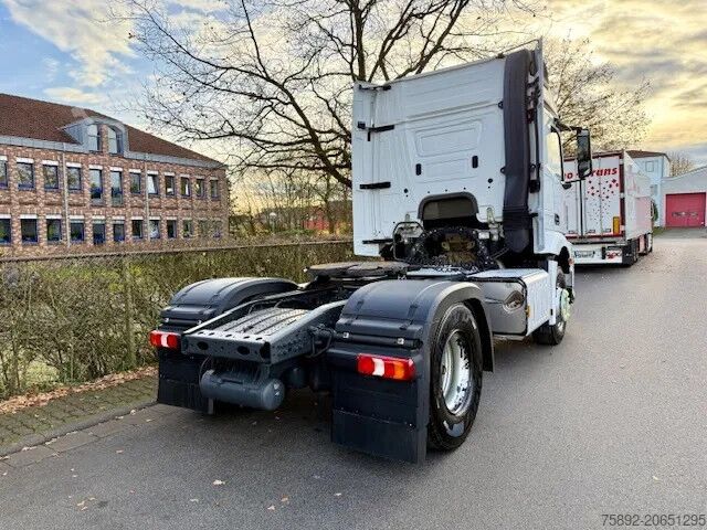 Standard-SZM Mercedes-Benz Actros 1848 StreamSpace  2,30/ Eu 6 / 121 Tkm