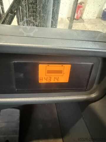 Elektrische vorkheftruck met 4 wielen Jungheinrich EFG 425 / AKKU 2022 / Container Version