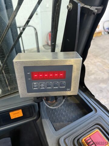 Elektrische vorkheftruck met 4 wielen Jungheinrich EFG 425 / AKKU 2022 / Container Version