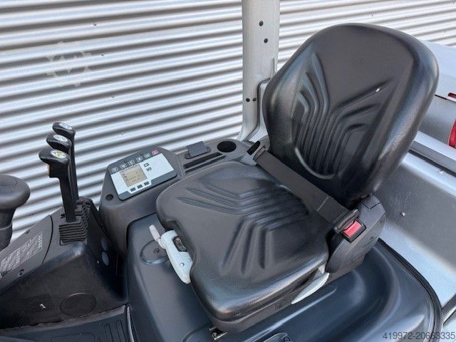 Chariot élévateur GPL Still RX70-22T