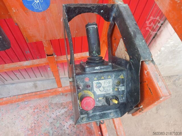 Ascensor cu foarfecă JLG 10RS