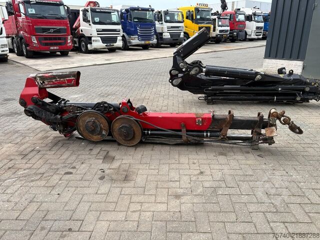 Kraanarm HMF FJ5 + 3x hydraulic extendable