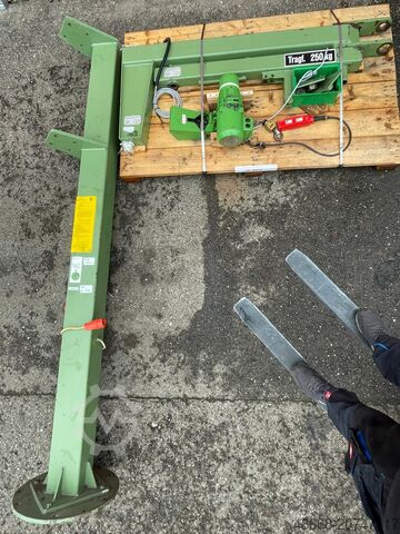 Pillar slewing crane chain hoist articulated arm IBB Stahl 250 Kg