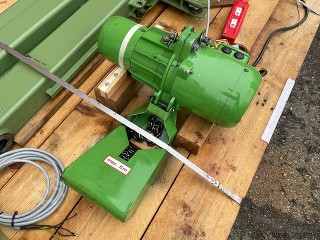 Pillar slewing crane chain hoist articulated arm IBB Stahl 250 Kg