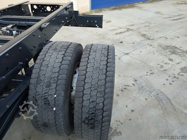 шаси камиона IVECO EuroCargo 120