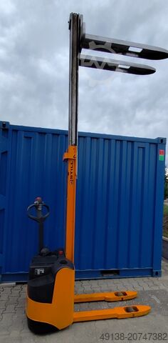 High-lift pedestrian stacker (electric pallet stacker with tiller) STILL EGV 10