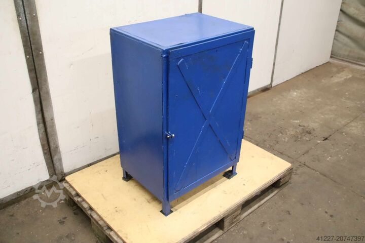 Tool cabinet unbekannt 560/420/H890 mm