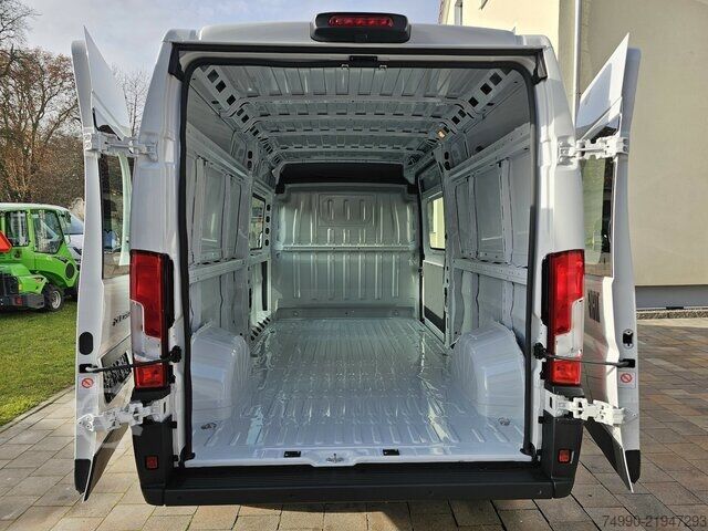 Furgon Fiat Ducato 35 L3H2 MAXI 13m³ 180 teilverglast