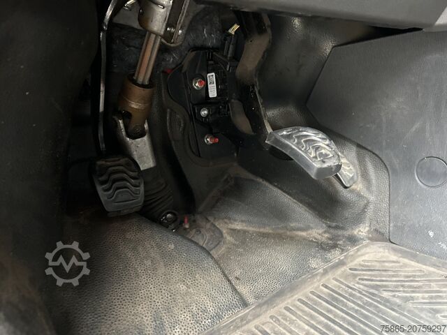 Delivery van Ford Transit 2.0 TDCI Trend / Kupplung Defect / 201 ...