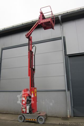 Selbstfahrende Senkrechtmastarbeitsbühne JLG TOUCAN 800A