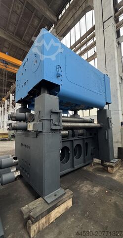 Sheet metal straightening system WMW Wildau UBR 32x2500