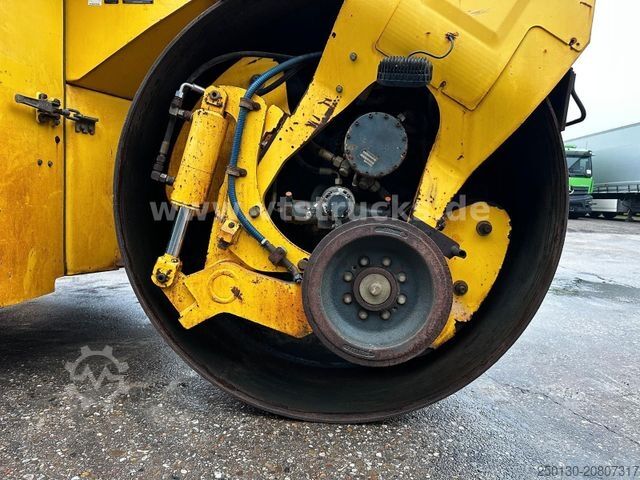 Single drum roller BOMAG BW 174 AD Variomatic Tandemwalze