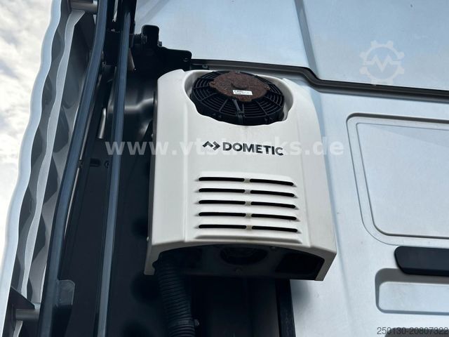 Standard nyergesvontató MAN TGX 26.420 6x2 3.Achser SZM