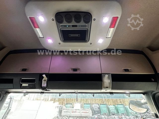 Standard nyergesvontató MAN TGX 26.420 6x2 3.Achser SZM