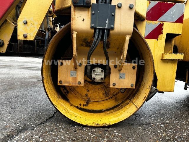 Egyhengerdob henger DYNAPAC CC 142 Tandemwalze