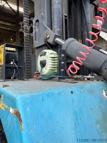 Heavy Forklift - Diesel Konecranes SMV 28-1200 B