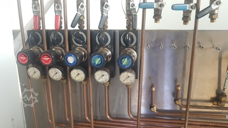 Gasoverdrachtsysteem met drukregelaar ESAB-LINDE Gasübernahmelanlage