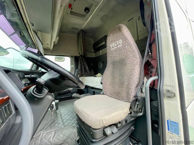 Standard tractor unit Volvo FH 12-460