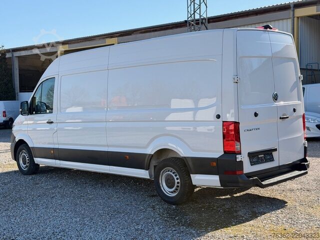 Vysoký a prodloužený skříňový vůz VW Crafter Kasten 35 Maxi Hochdach Klima K