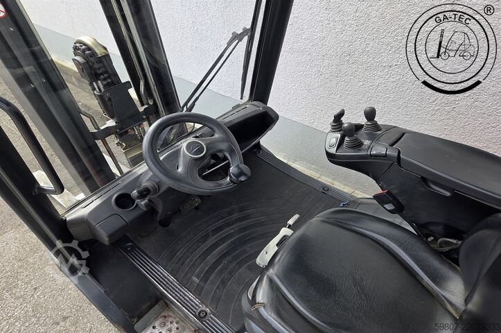 Empilhadeira diesel Linde H25D