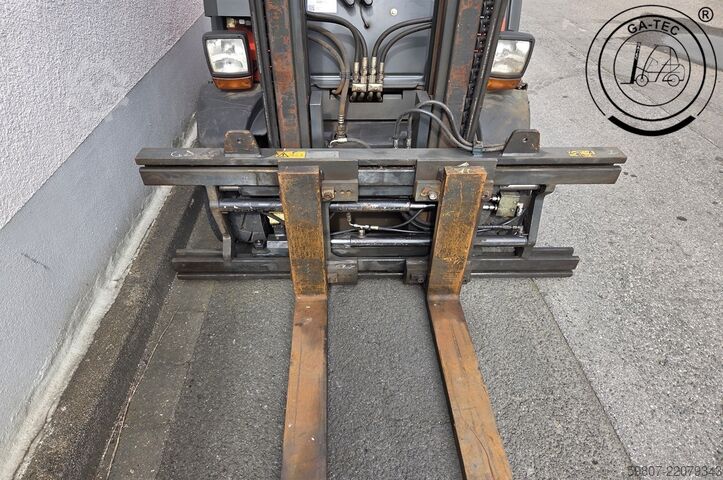 Empilhadeira diesel Linde H30D