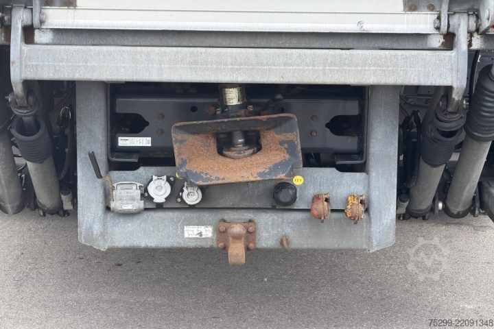 LKW mit Pritsche & Plane Scania P340 LB 4x2 Plane/HB / Swiss-Vehicle