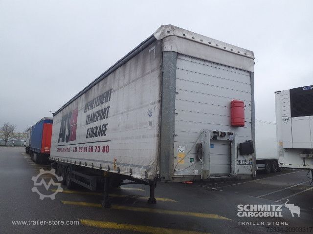 Auflieger mit Pritsche & Plane Schmitz Cargobull Semitrailer Curtainsider Coil