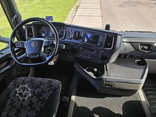 Estándar-SZM SCANIA R450