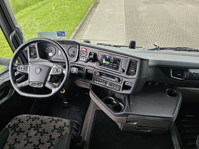 Estándar-SZM SCANIA R450