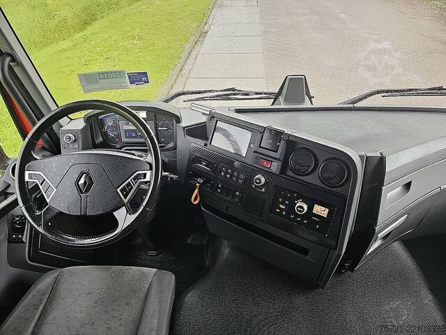 Standard-SZM RENAULT T 520