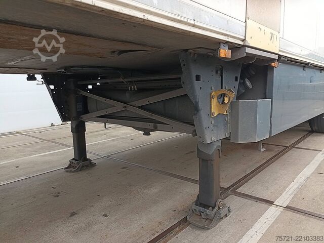 Kühl-/Tiefkühltransport SCHMITZ N/A SCHMITZ ENGINE