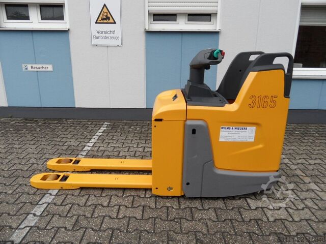 Transpallet manuale Jungheinrich ERE 120 - feste Plattform - TOP-Batterie
