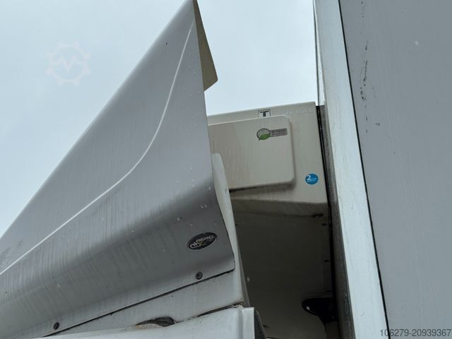 Furgone isotermico frigorifero MERCEDES-BENZ 818 L Atego Kühlwagen