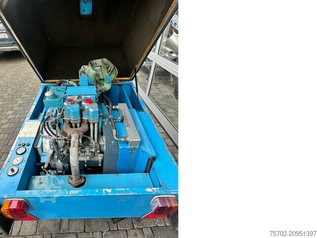 Přívěs Jenbacher Werke Schraubenkompressor JW 200