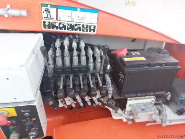 Plate-forme de travail télescopique articulée Niftylift HR21 HYBRID 4X4
