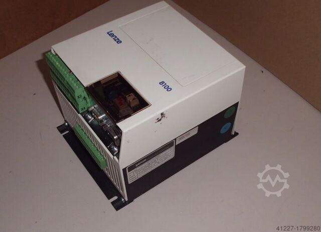 Frequentieomvormer 0,37 kW Lenze 8102 A.1A.50