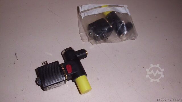 3/2 zaliska Bürkert 6012-C-1,2-FB-PA