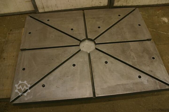 Clamping plate with T-slot Stahl 1630/1250/H100 mm