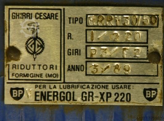 Motorreductor 0,22/0,9 kW 30/50 rpm MGM CEPDA 90LA2/8