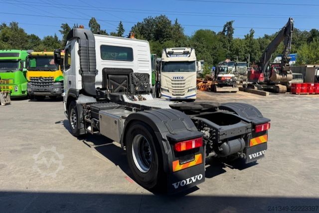 Standaard trekker VOLVO FM-420 4x2