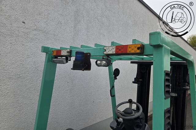 LPG vysokozdvižné vozíky Mitsubishi FG25T