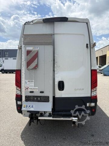 Duba panelată IVECO DAILY 35-160, IS35SC2AA KASTENWAGEN, L4H2 HEBEBüHNE, EURO 6