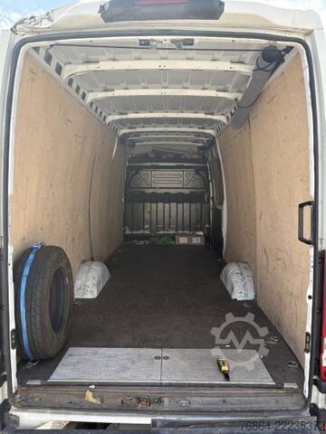 Duba panelată IVECO DAILY 35-160, IS35SC2AA KASTENWAGEN, L4H2 HEBEBüHNE, EURO 6