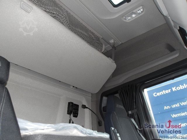 Volymdragbil Scania R 460 EB - MEGA - HIGHLINE - 2x TANKs - ACC