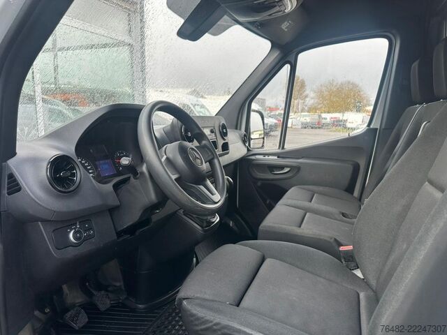 Skåpbil MERCEDES-BENZ Sprinter 315 CDI Kasten/L2H2/FWD/3924/KLIMA/DACH